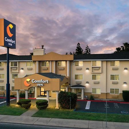 Comfort Inn Модесто Екстериор снимка