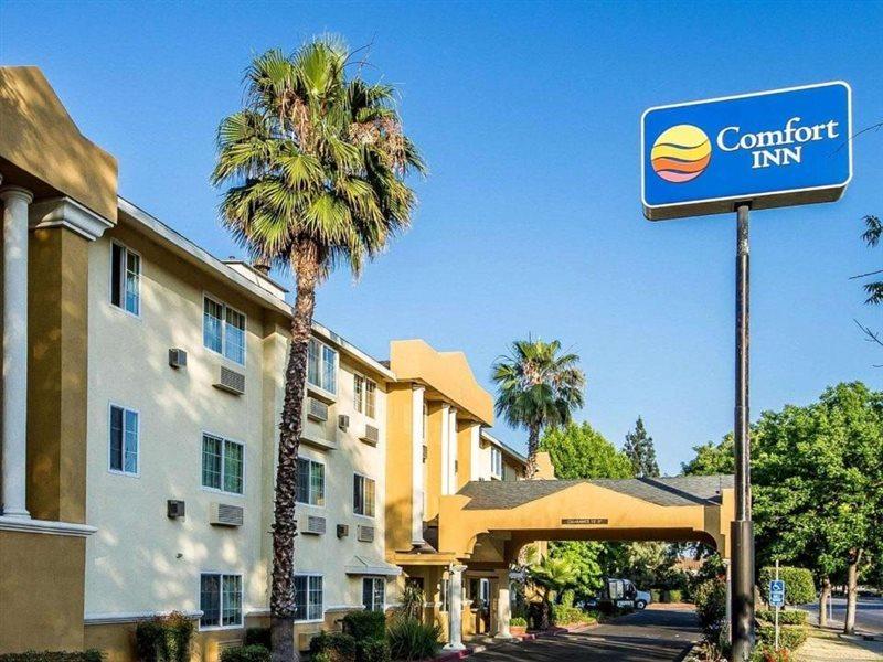 Comfort Inn Модесто Екстериор снимка