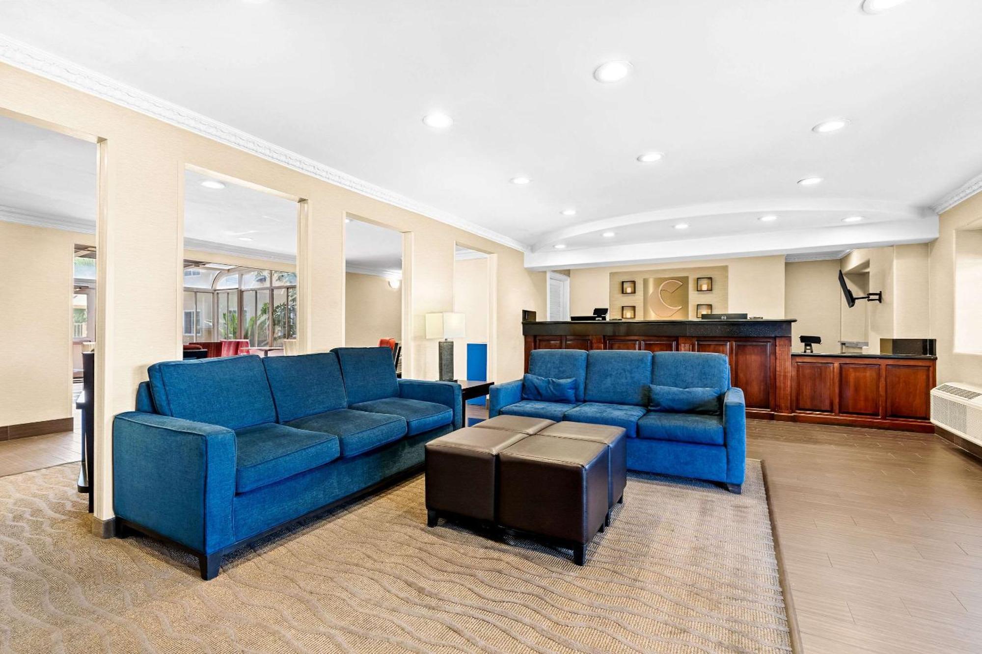 Comfort Inn Модесто Екстериор снимка