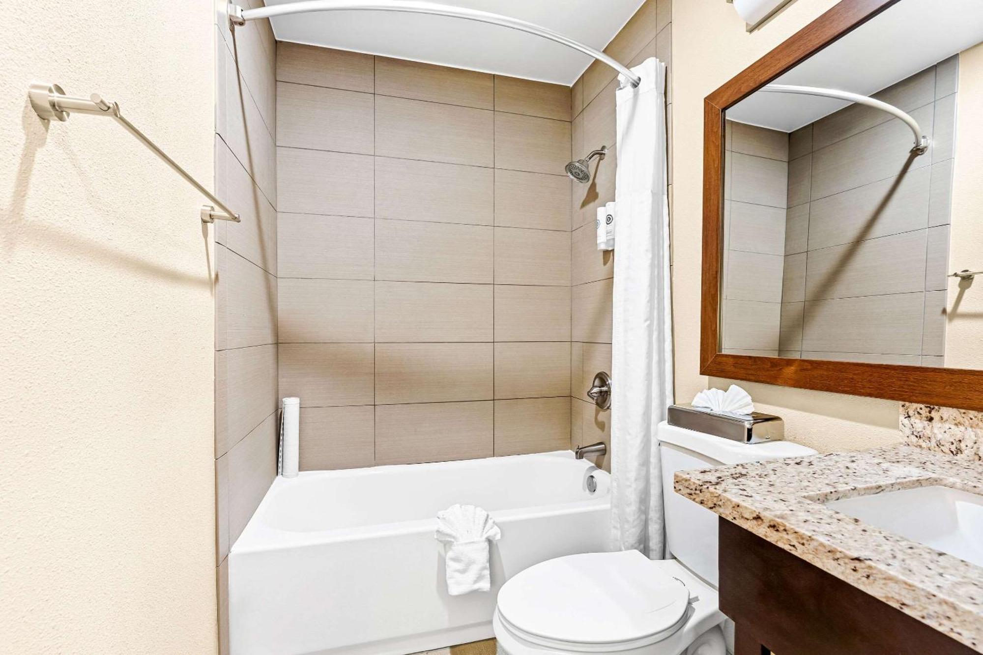 Comfort Inn Модесто Екстериор снимка